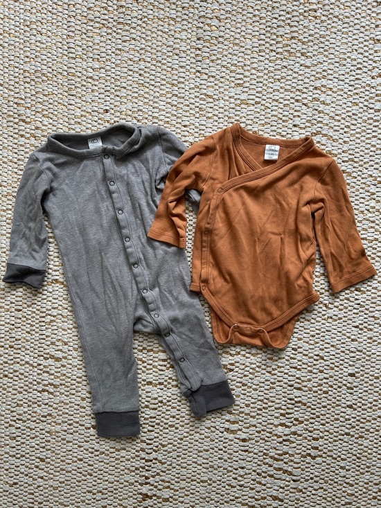Colored Organics Other - Colored Organics romper and bodysuit